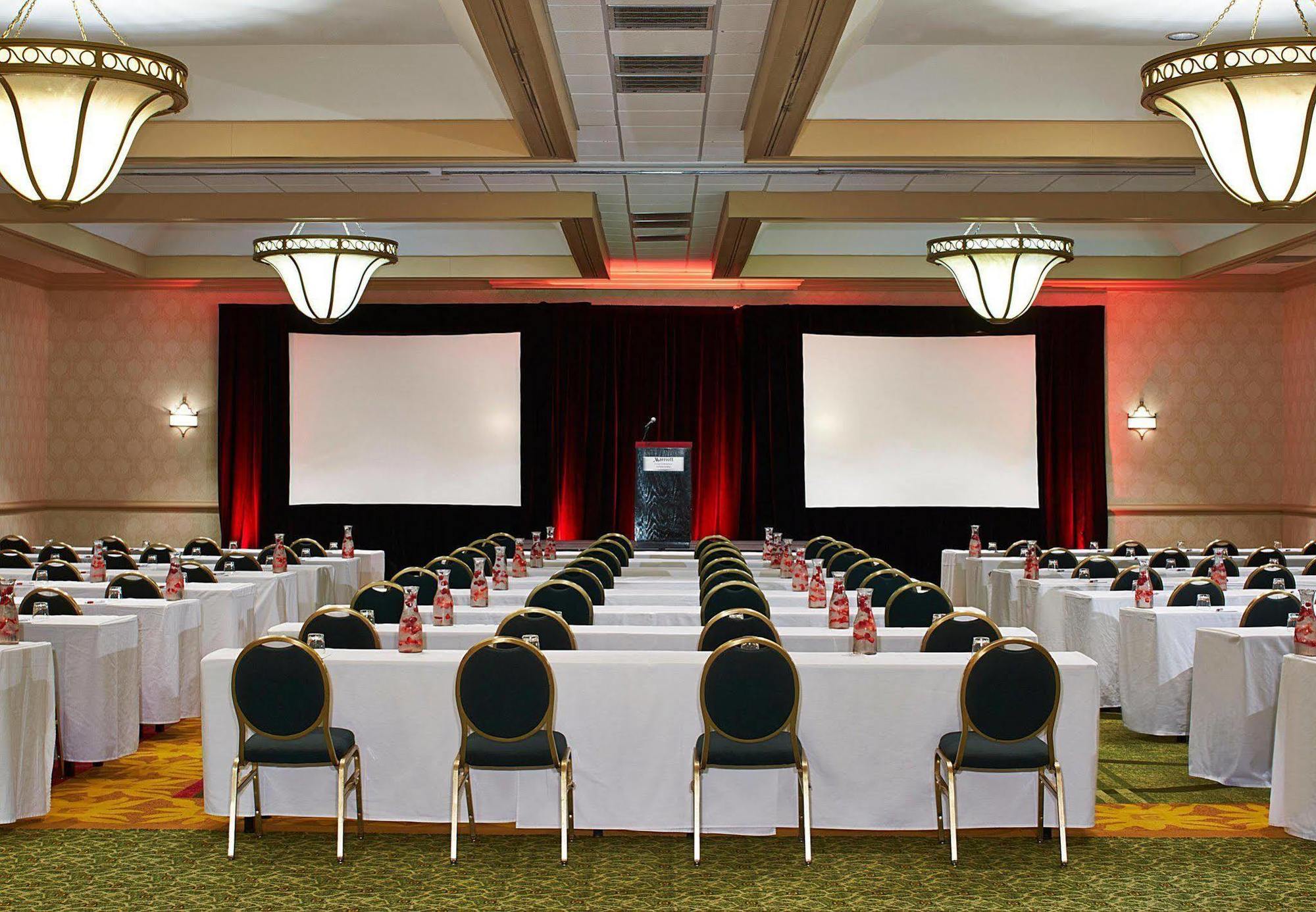 Chattanooga Marriott Downtown Екстериор снимка